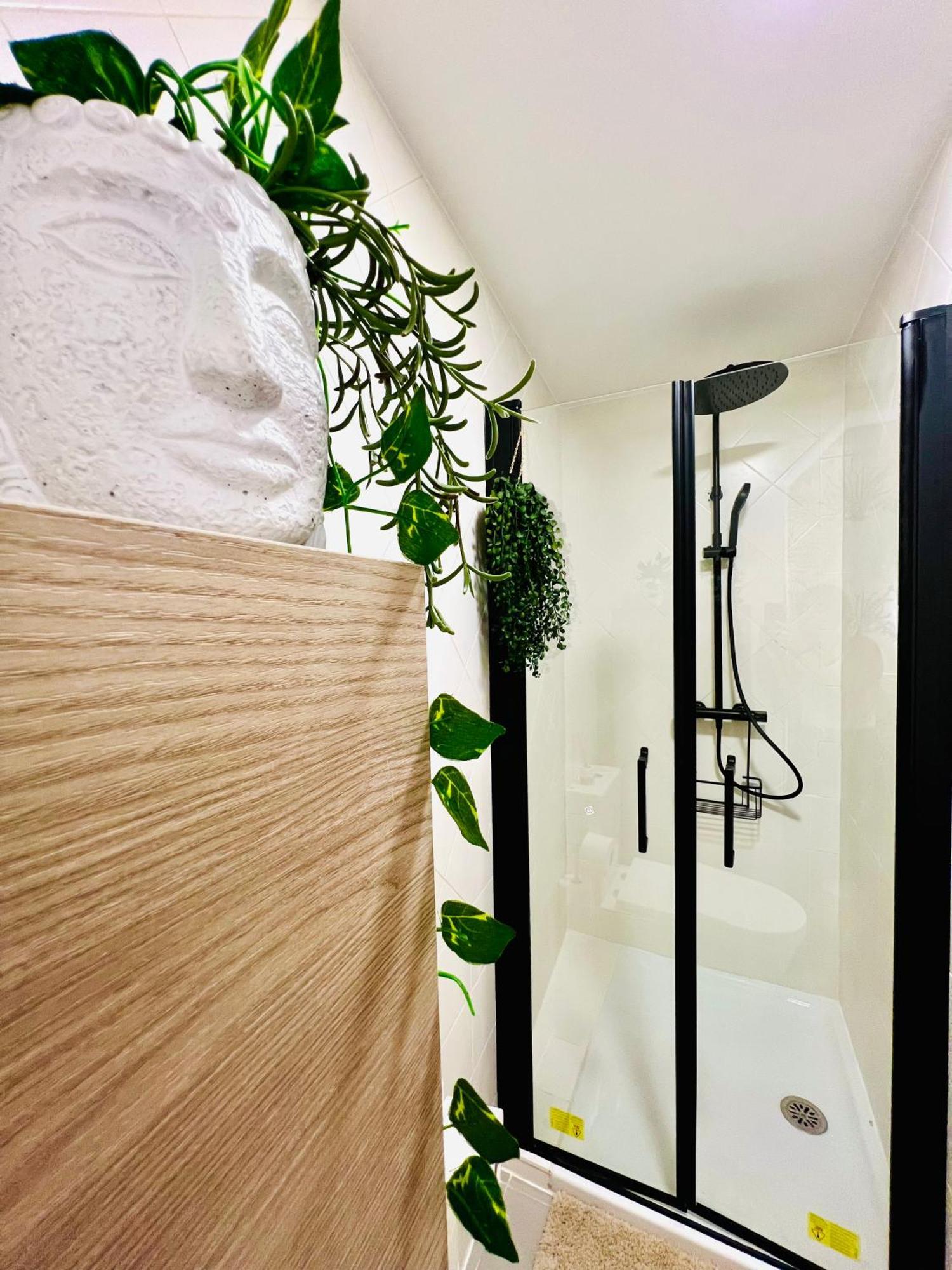 El Capricho De Claudia_ Apartamentos Burgos Catedral Exteriör bild